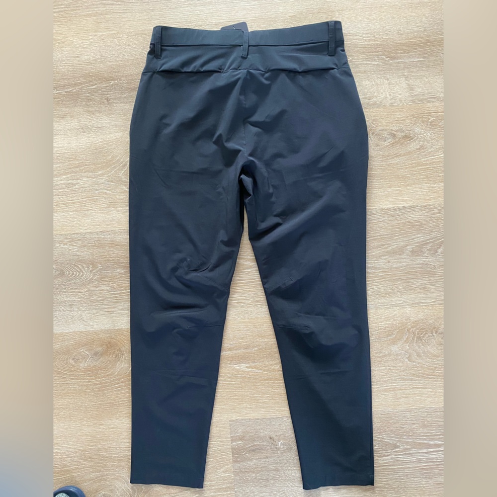 Fabletics “The Only Pant” - Picture 3 of 4